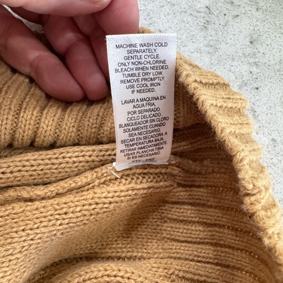 Full Circle trends button up sweater Dark Academia - Picture 7 of 7